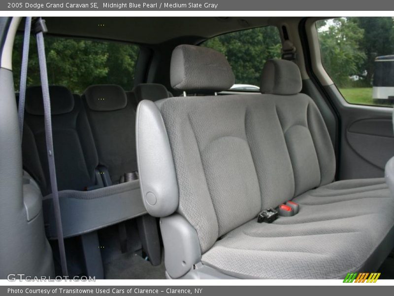 Midnight Blue Pearl / Medium Slate Gray 2005 Dodge Grand Caravan SE