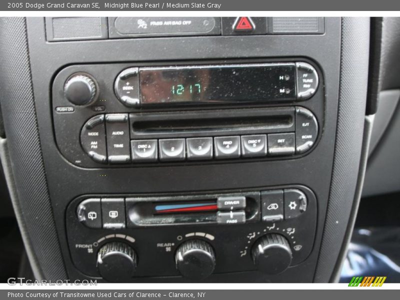 Midnight Blue Pearl / Medium Slate Gray 2005 Dodge Grand Caravan SE