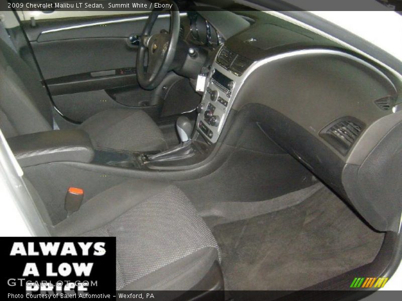 Summit White / Ebony 2009 Chevrolet Malibu LT Sedan