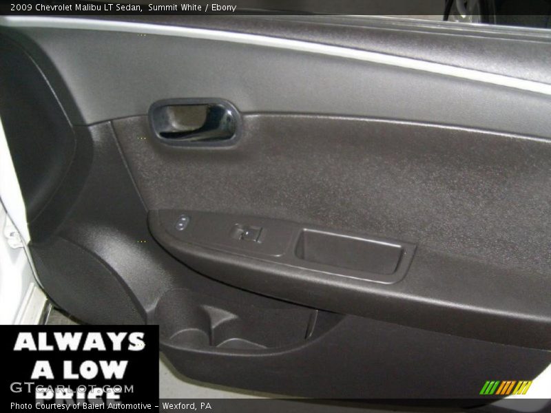 Summit White / Ebony 2009 Chevrolet Malibu LT Sedan