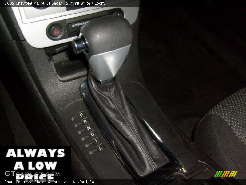 Summit White / Ebony 2009 Chevrolet Malibu LT Sedan