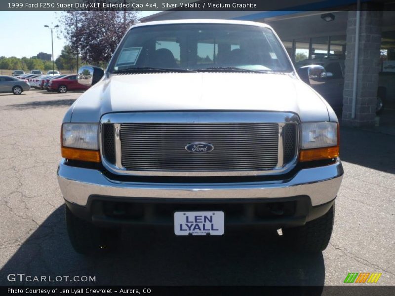 Silver Metallic / Medium Graphite 1999 Ford F250 Super Duty XLT Extended Cab 4x4
