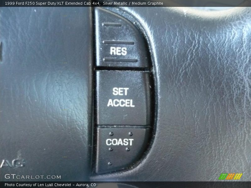 Silver Metallic / Medium Graphite 1999 Ford F250 Super Duty XLT Extended Cab 4x4