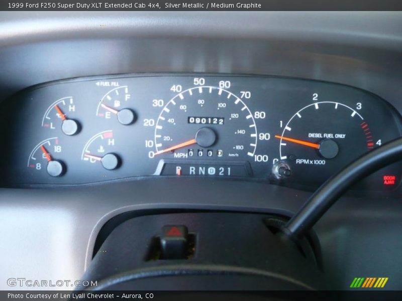 Silver Metallic / Medium Graphite 1999 Ford F250 Super Duty XLT Extended Cab 4x4