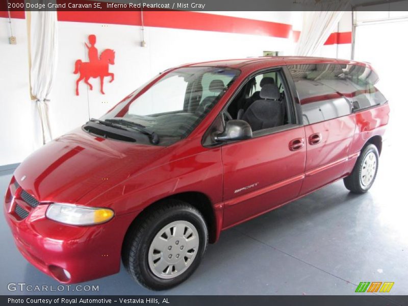 Inferno Red Pearlcoat / Mist Gray 2000 Dodge Grand Caravan SE