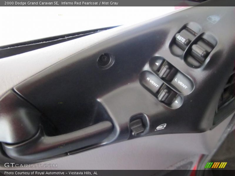 Inferno Red Pearlcoat / Mist Gray 2000 Dodge Grand Caravan SE