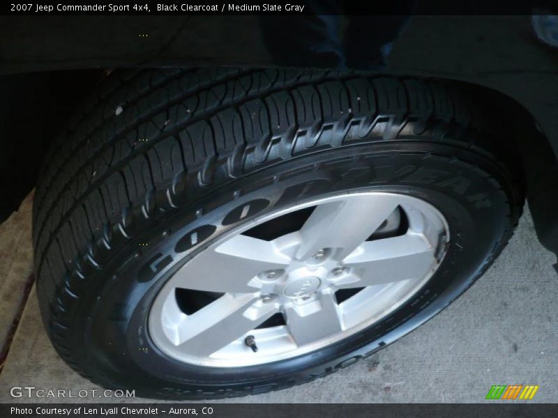 Black Clearcoat / Medium Slate Gray 2007 Jeep Commander Sport 4x4