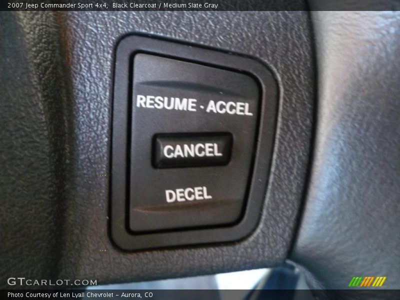 Black Clearcoat / Medium Slate Gray 2007 Jeep Commander Sport 4x4