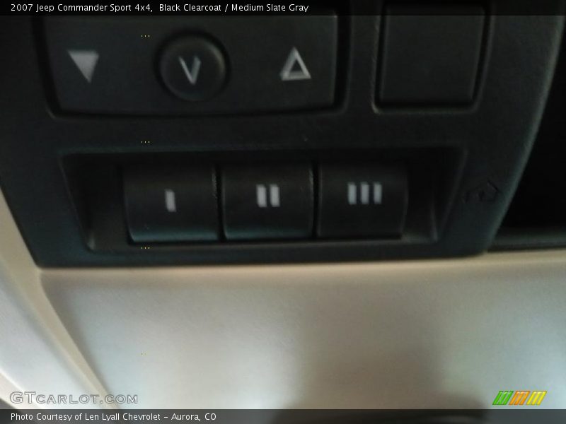Black Clearcoat / Medium Slate Gray 2007 Jeep Commander Sport 4x4
