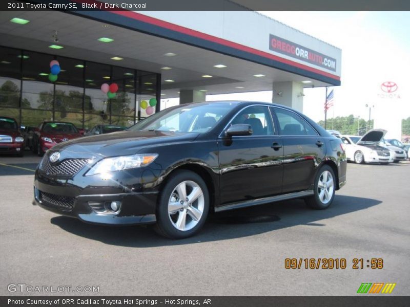 Black / Dark Charcoal 2011 Toyota Camry SE