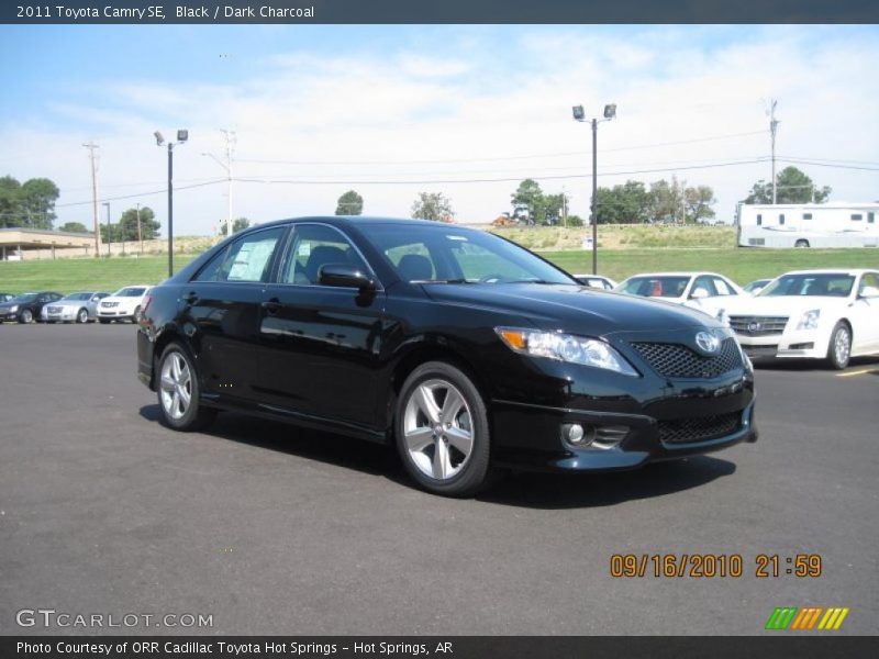 Black / Dark Charcoal 2011 Toyota Camry SE