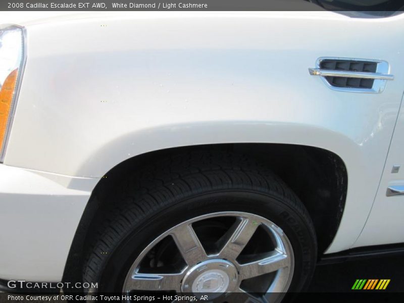 White Diamond / Light Cashmere 2008 Cadillac Escalade EXT AWD