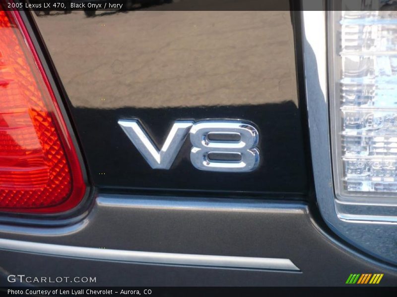 Black Onyx / Ivory 2005 Lexus LX 470