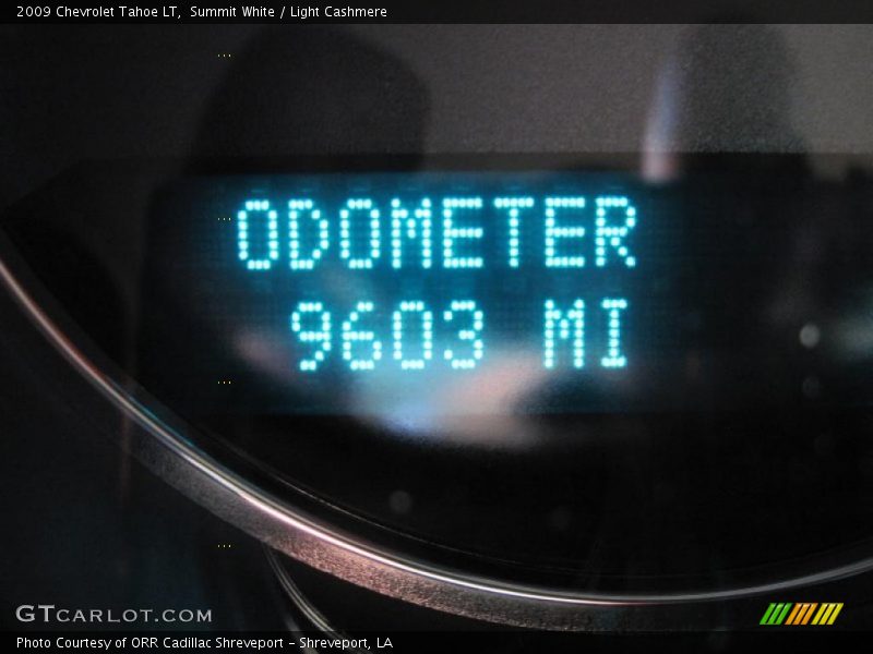 Summit White / Light Cashmere 2009 Chevrolet Tahoe LT