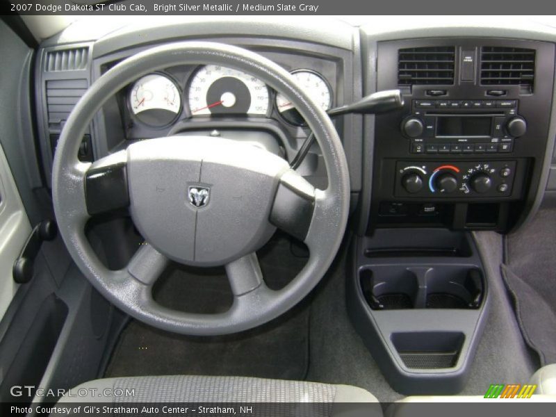 Bright Silver Metallic / Medium Slate Gray 2007 Dodge Dakota ST Club Cab