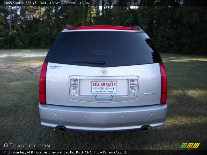 Radiant Silver / Ebony/Light Gray 2009 Cadillac SRX V6