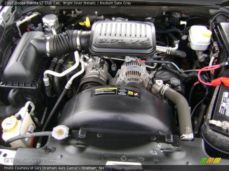Bright Silver Metallic / Medium Slate Gray 2007 Dodge Dakota ST Club Cab