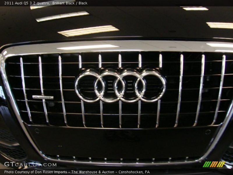 Brilliant Black / Black 2011 Audi Q5 3.2 quattro