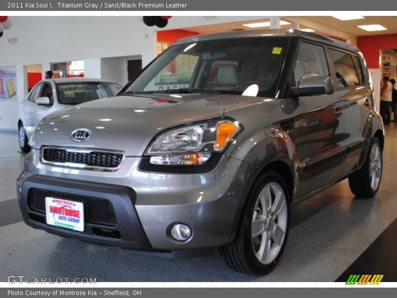 Titanium Gray / Sand/Black Premium Leather 2011 Kia Soul !