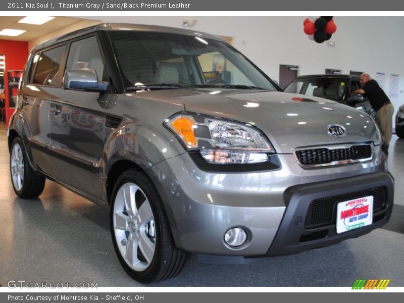 Titanium Gray / Sand/Black Premium Leather 2011 Kia Soul !