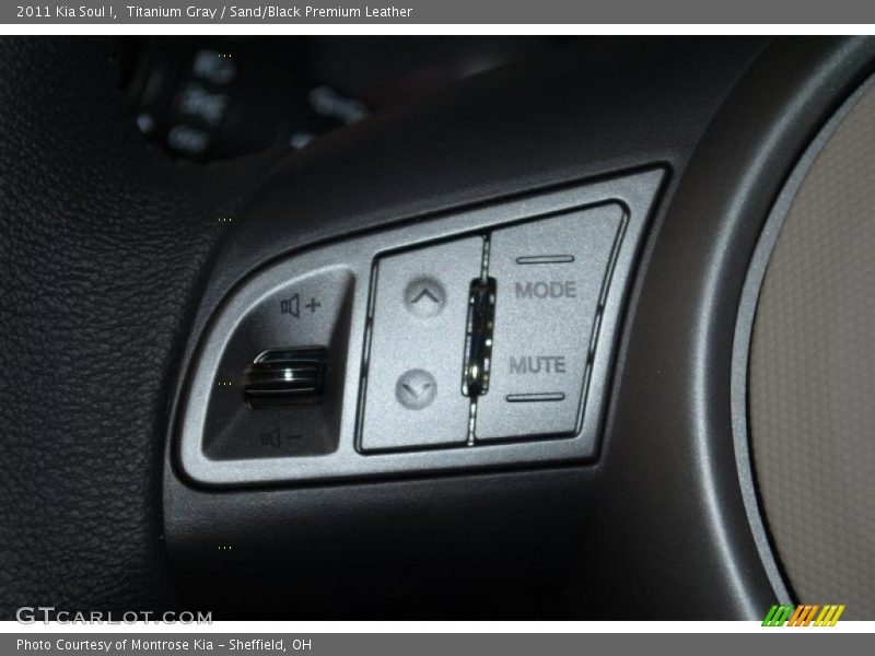 Titanium Gray / Sand/Black Premium Leather 2011 Kia Soul !