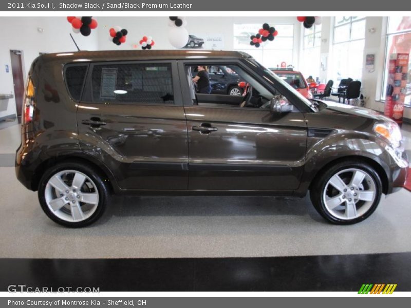 Shadow Black / Sand/Black Premium Leather 2011 Kia Soul !