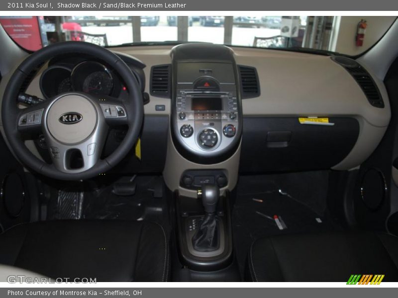 Shadow Black / Sand/Black Premium Leather 2011 Kia Soul !