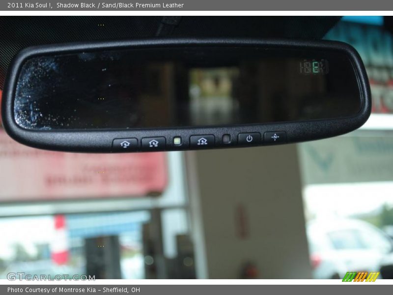 Shadow Black / Sand/Black Premium Leather 2011 Kia Soul !