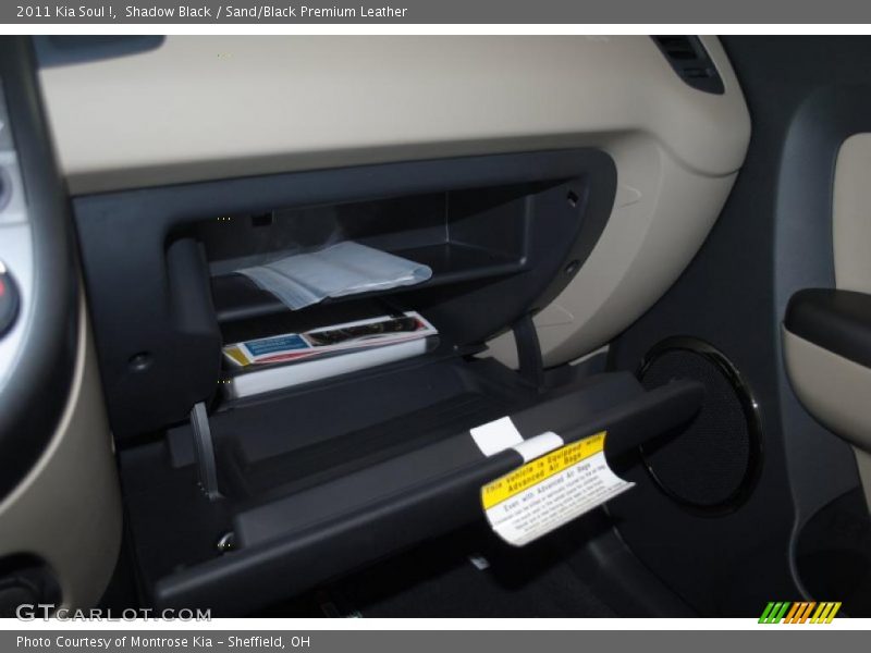 Shadow Black / Sand/Black Premium Leather 2011 Kia Soul !