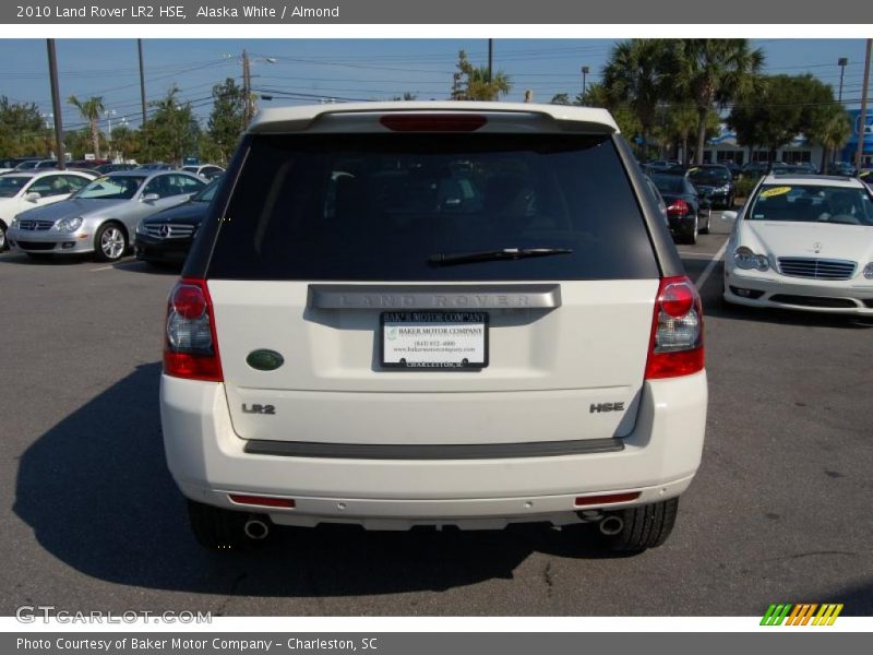 Alaska White / Almond 2010 Land Rover LR2 HSE
