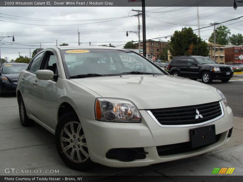 Dover White Pearl / Medium Gray 2009 Mitsubishi Galant ES