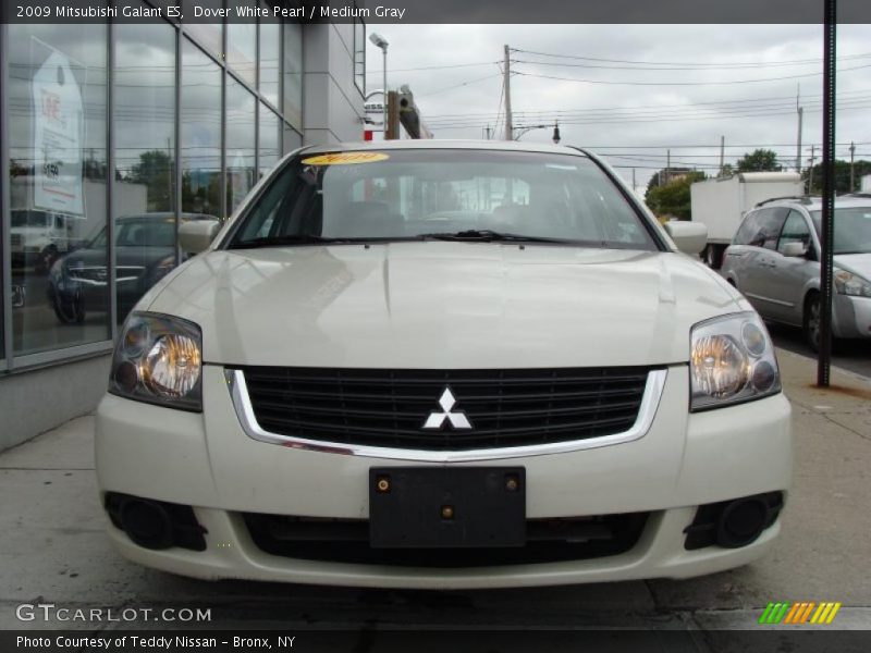 Dover White Pearl / Medium Gray 2009 Mitsubishi Galant ES