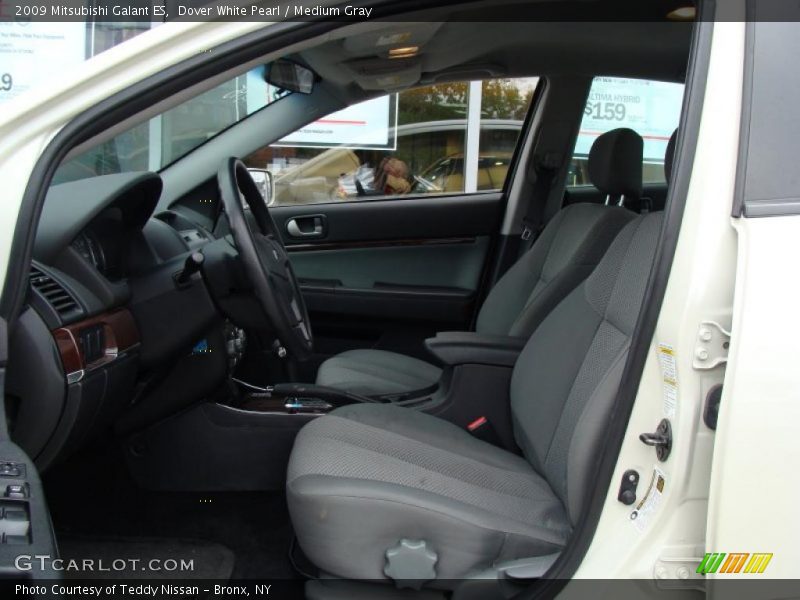 Dover White Pearl / Medium Gray 2009 Mitsubishi Galant ES