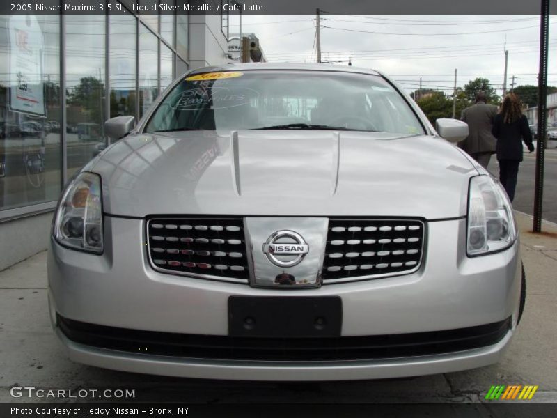 Liquid Silver Metallic / Cafe Latte 2005 Nissan Maxima 3.5 SL