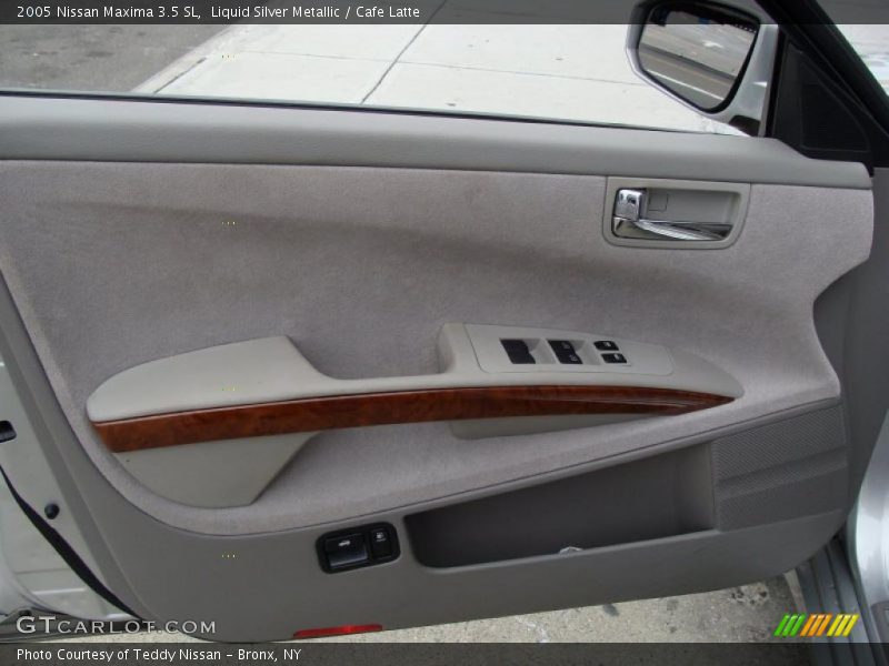 Liquid Silver Metallic / Cafe Latte 2005 Nissan Maxima 3.5 SL