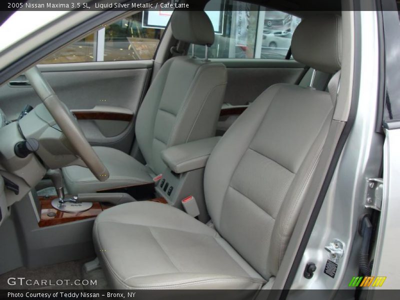 Liquid Silver Metallic / Cafe Latte 2005 Nissan Maxima 3.5 SL
