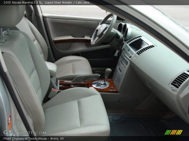 Liquid Silver Metallic / Cafe Latte 2005 Nissan Maxima 3.5 SL