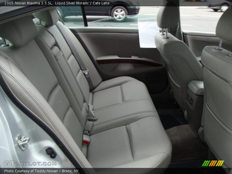 Liquid Silver Metallic / Cafe Latte 2005 Nissan Maxima 3.5 SL