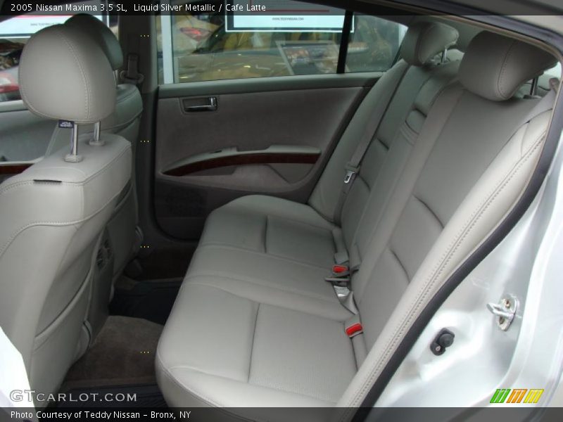 Liquid Silver Metallic / Cafe Latte 2005 Nissan Maxima 3.5 SL