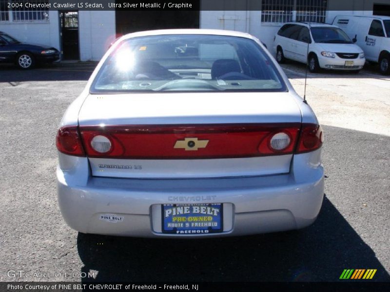 Ultra Silver Metallic / Graphite 2004 Chevrolet Cavalier LS Sedan