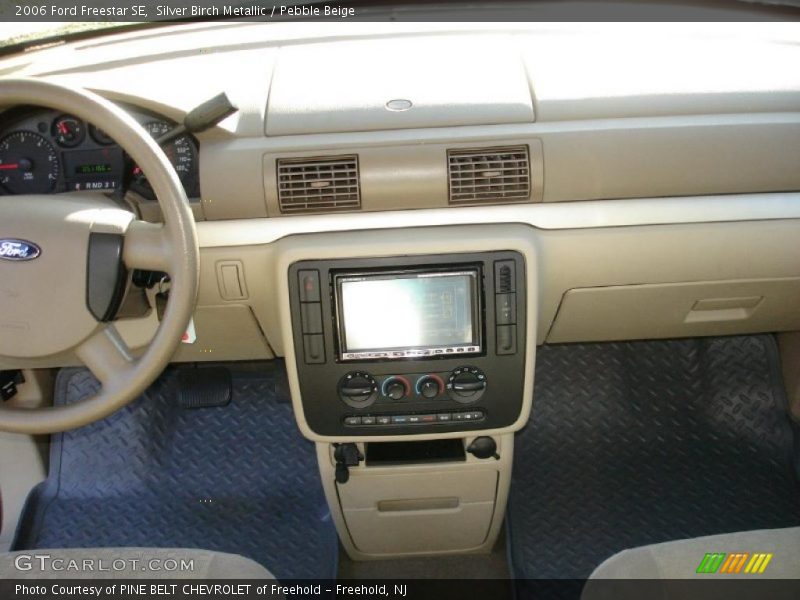 Silver Birch Metallic / Pebble Beige 2006 Ford Freestar SE