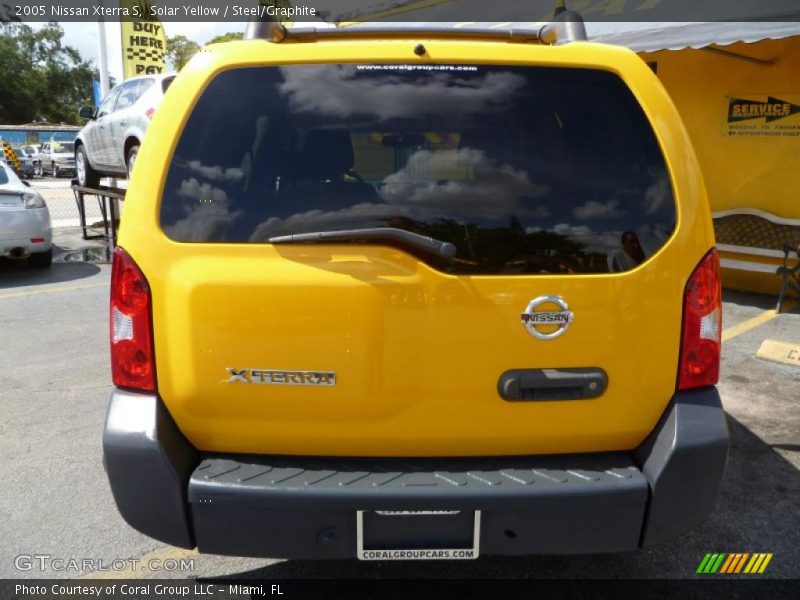 Solar Yellow / Steel/Graphite 2005 Nissan Xterra S
