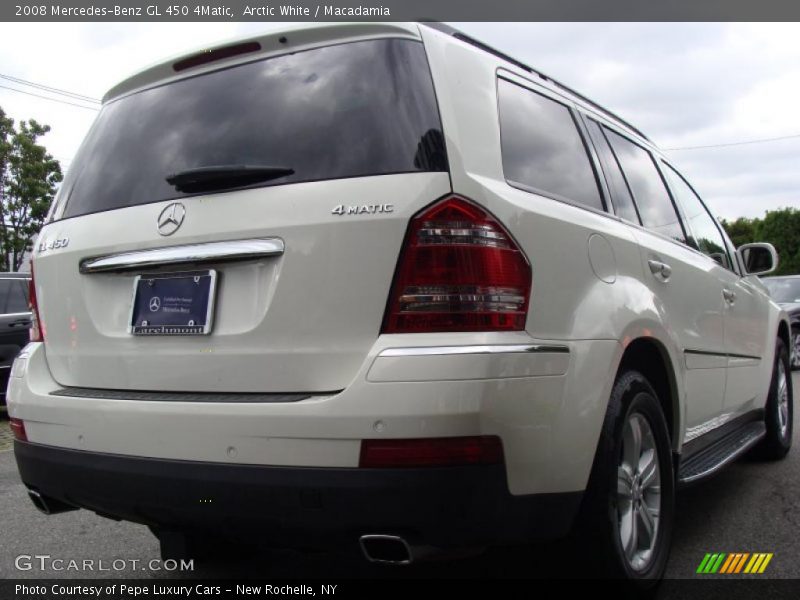 Arctic White / Macadamia 2008 Mercedes-Benz GL 450 4Matic