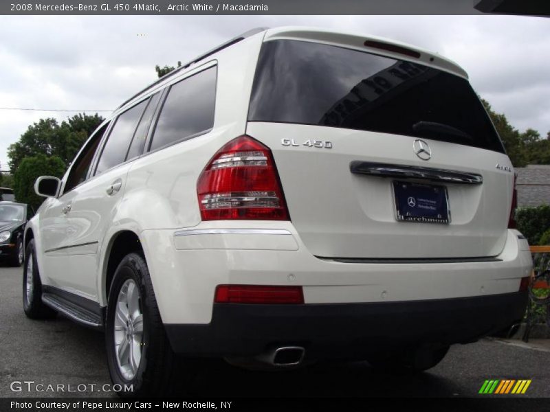 Arctic White / Macadamia 2008 Mercedes-Benz GL 450 4Matic