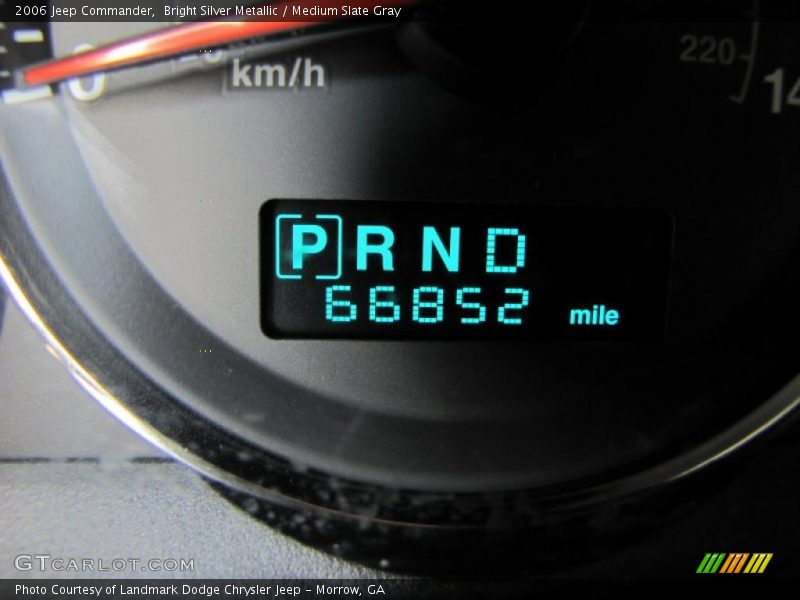 Bright Silver Metallic / Medium Slate Gray 2006 Jeep Commander