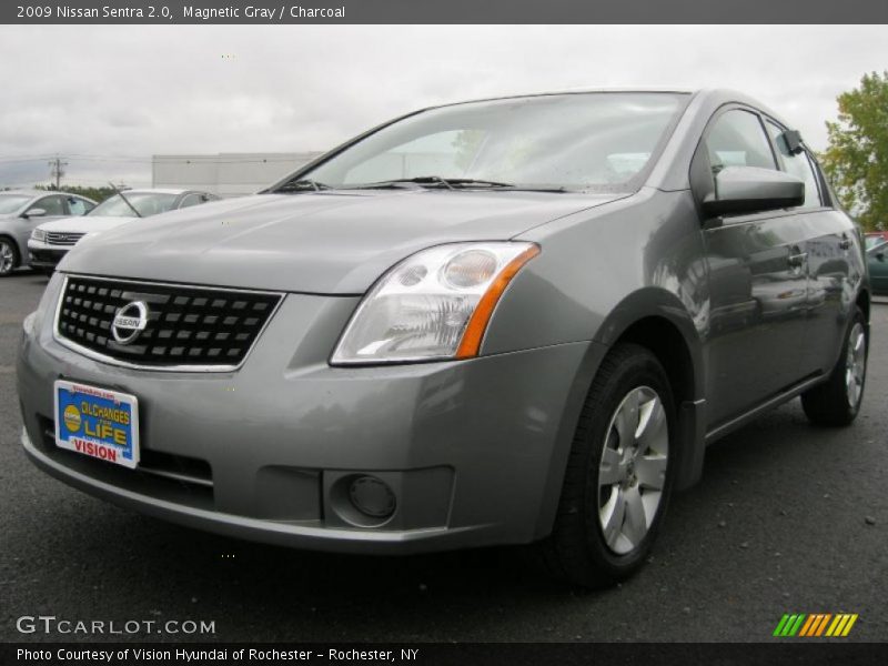 Magnetic Gray / Charcoal 2009 Nissan Sentra 2.0