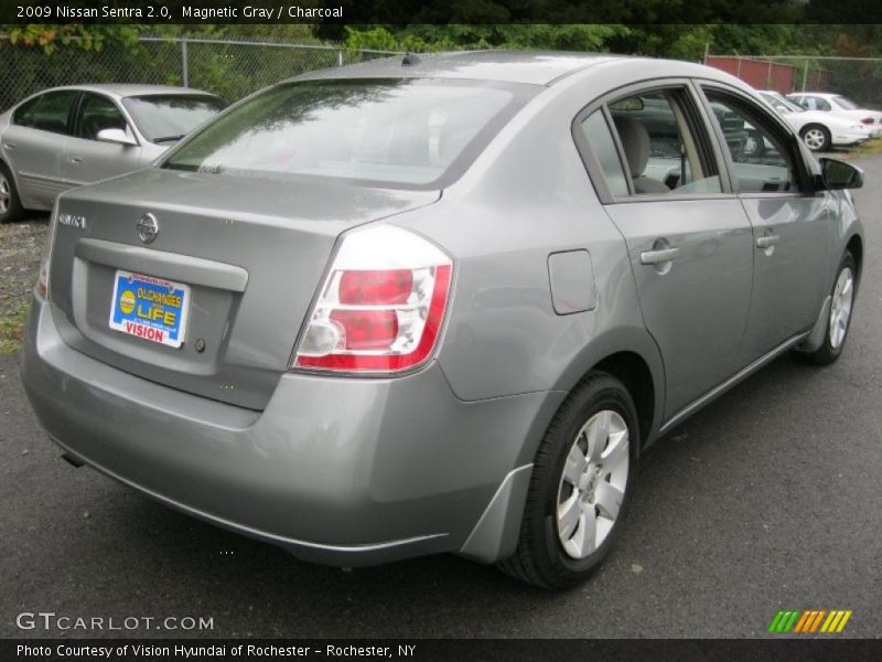 Magnetic Gray / Charcoal 2009 Nissan Sentra 2.0