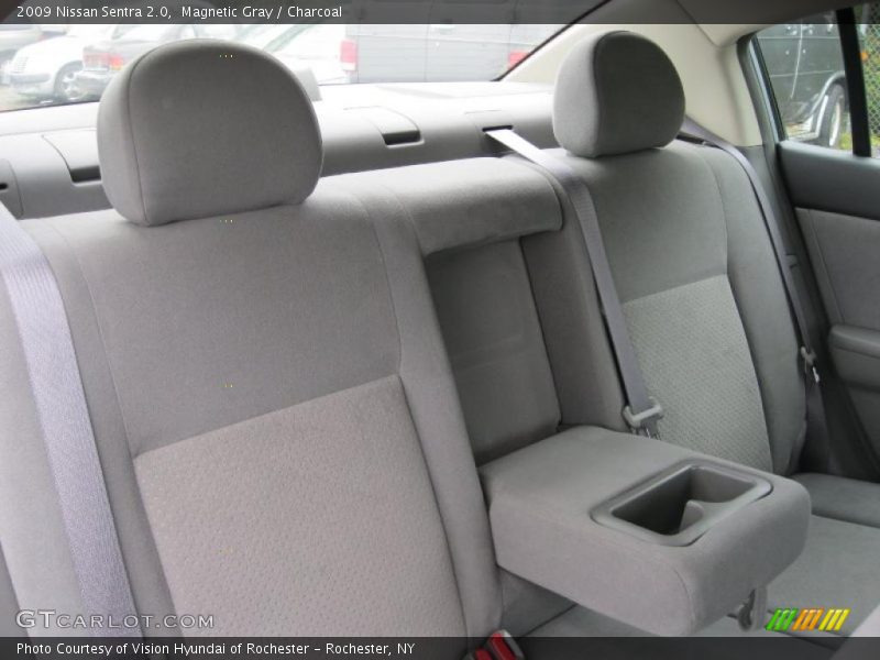 Magnetic Gray / Charcoal 2009 Nissan Sentra 2.0