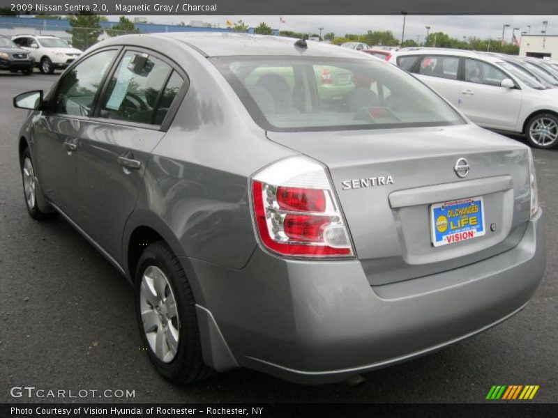 Magnetic Gray / Charcoal 2009 Nissan Sentra 2.0