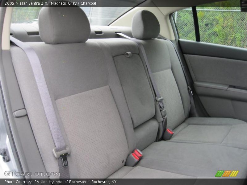 Magnetic Gray / Charcoal 2009 Nissan Sentra 2.0